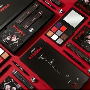 Hipdot x My Chemical Romance Eyeshadow Palette